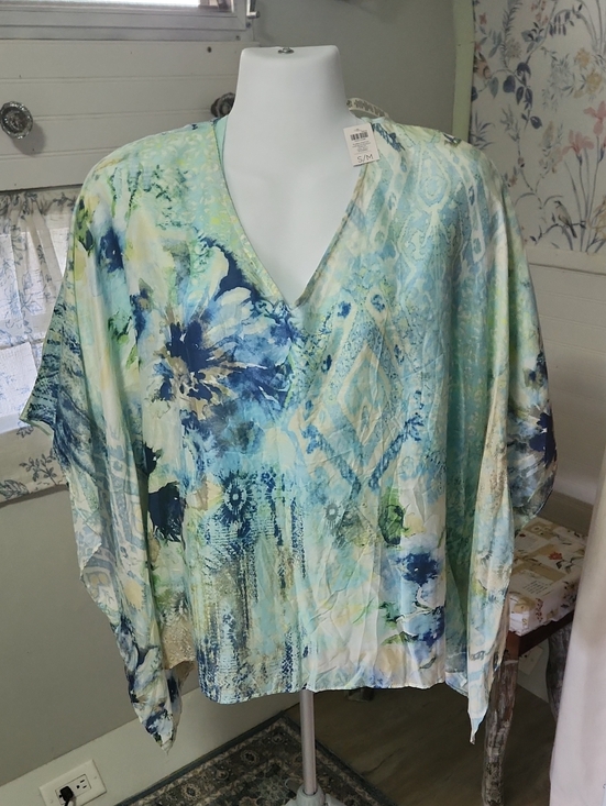 Chico's Tops - Chico's Sea Foam Green  Multi-Color Abstract V-Neck Poncho.